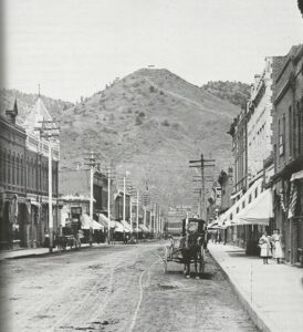 Downtown Salida, and 'F' Street before the 'S'