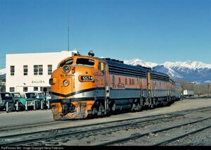 California Zephyr makes a brief stop in Salida