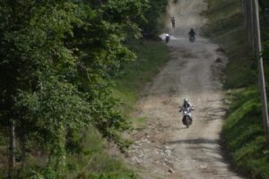 cuban dirt road