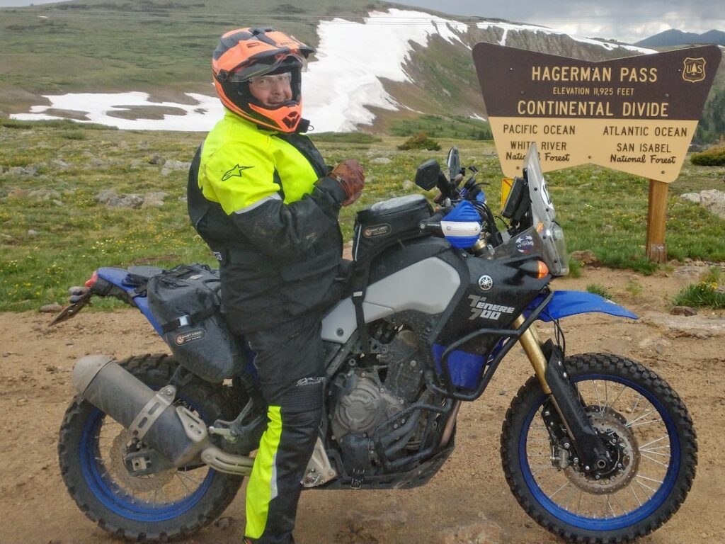 T7 Yamaha on the top of Hagerrnan Pass