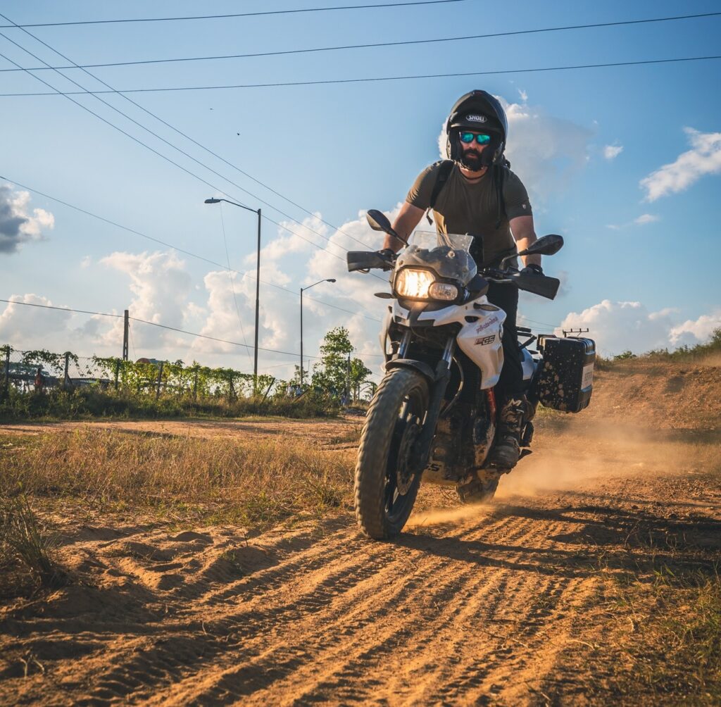 DIRT RIDING CUBA