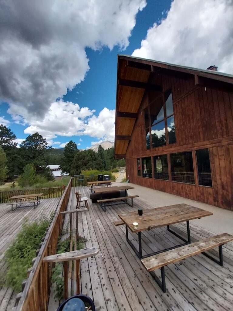 ponderosa lodge porch